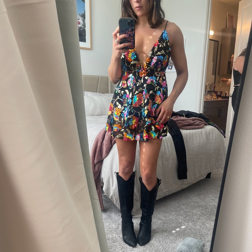 Lucy in the Sky sequin black romper - Picture 5 of 5
